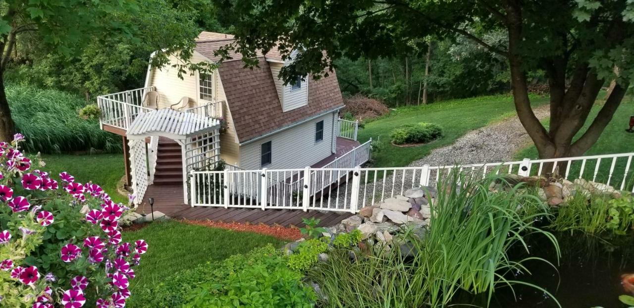 Trickling Waters Retreat Villa Marquette Dış mekan fotoğraf